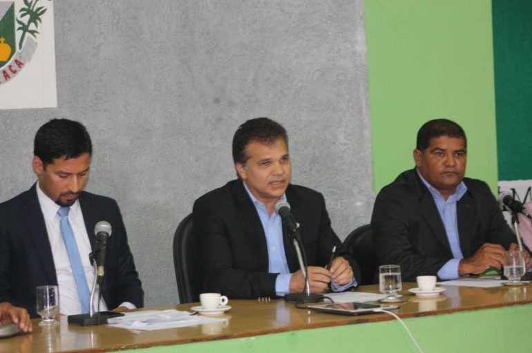 Ricardo Nezinho participa de audiência para debater abastecimento em Arapiraca