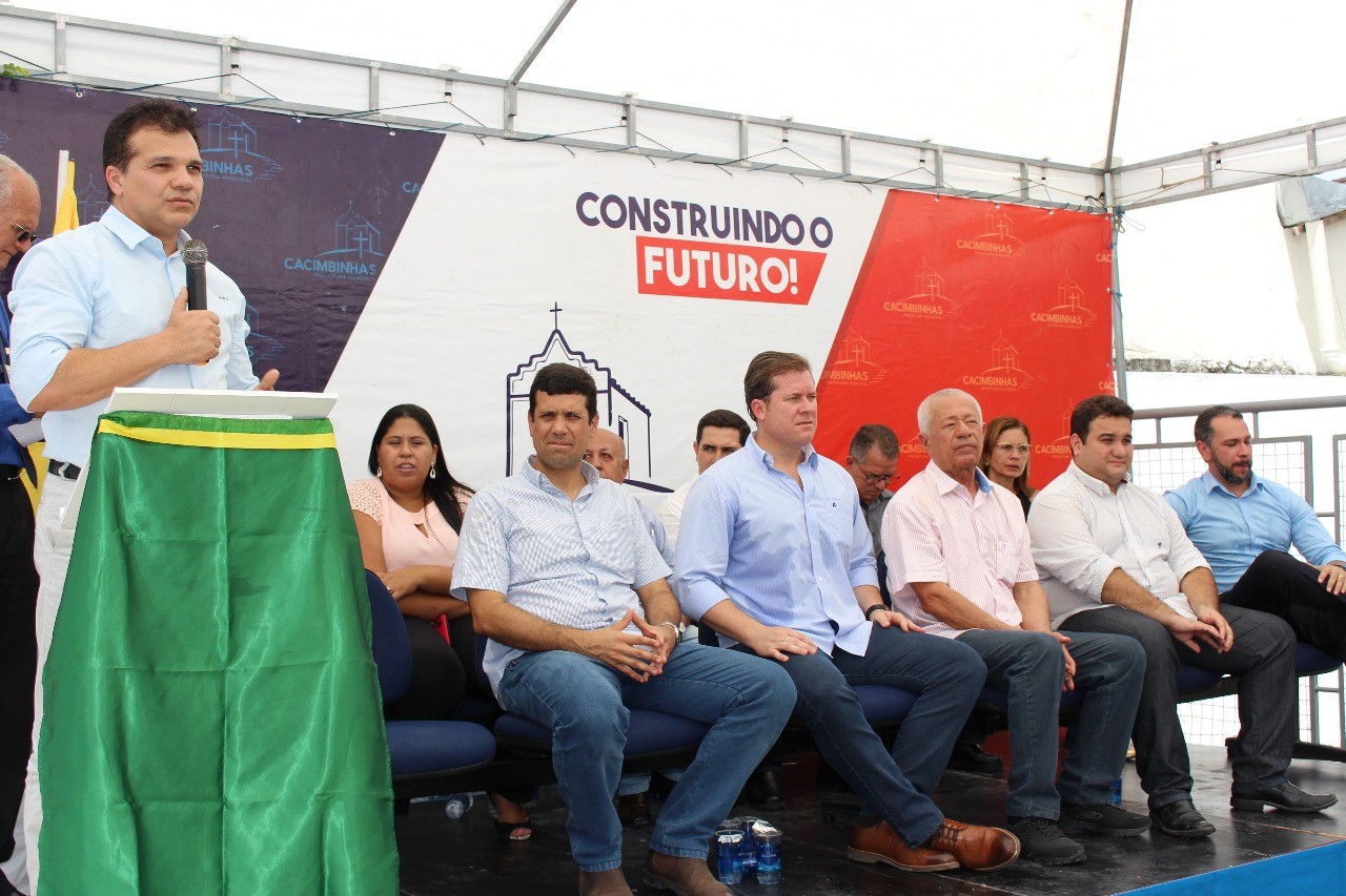 Ricardo Nezinho comemora inauguração da agência do INSS em Cacimbinhas