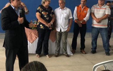 Ricardo Nezinho acompanha reunião com prefeita e Defesa Civil em Coqueiro Seco