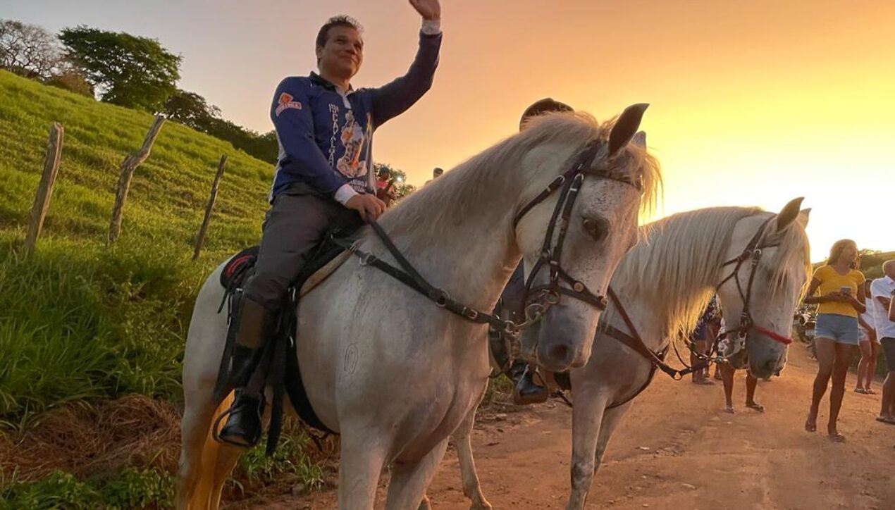 Ricardo Nezinho destaca fé e emoção na cavalgada em homenagem à Padroeira de Arapiraca
