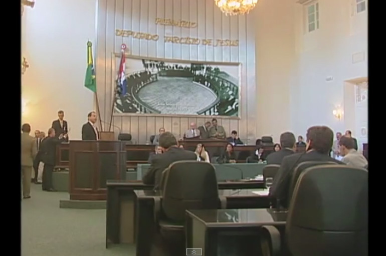 10 anos da morte da Deputada Federal Ceci Cunha foi lembrada em Sessão. Enviado em 20 de out de 2009