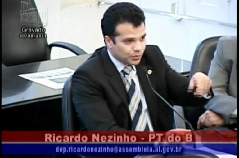 Ricardo pede cautela ao Governo no processo de licitação dos transportadores alternativos