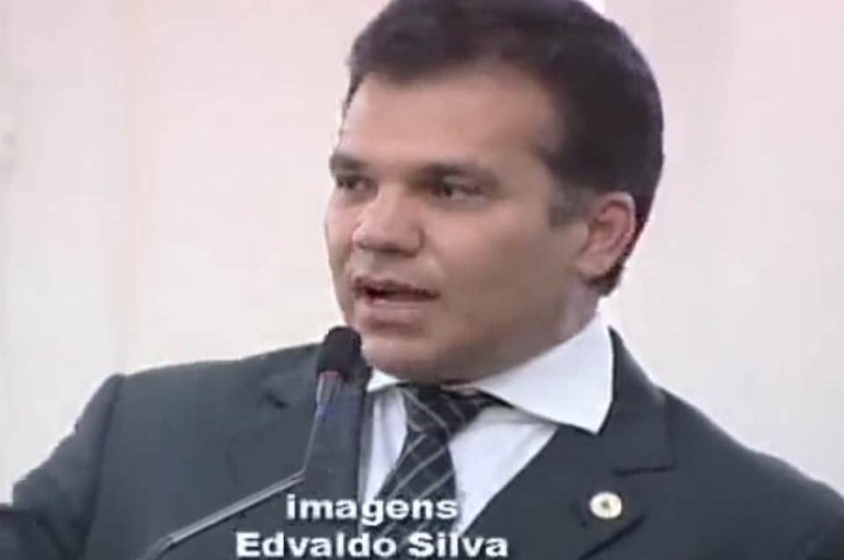 Ricardo Nezinho defende redução das taxas de licenciamento das cinquentinhas