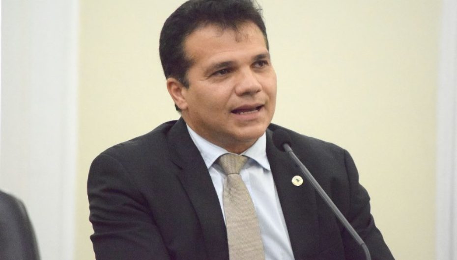 Ricardo é eleito presidente da Comissão de Orçamento