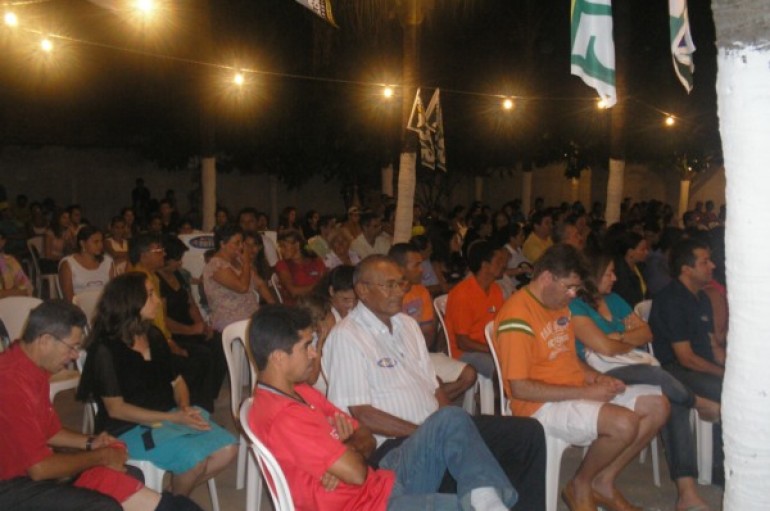 Reunião na casa do Soares