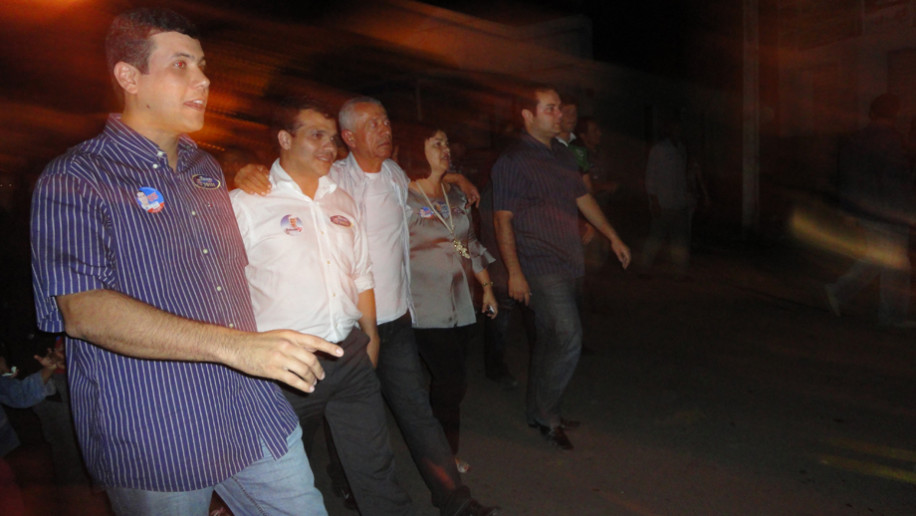 Caminhada nas ruas de Cacimbinhas – AL (07-09-2010)