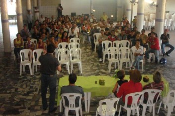 Reunião com Agentes de Endemias no Galpão do Tuta (19-08-2010)