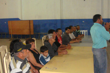 Reunião na Associação em Folha Miúda (30-07-2010)