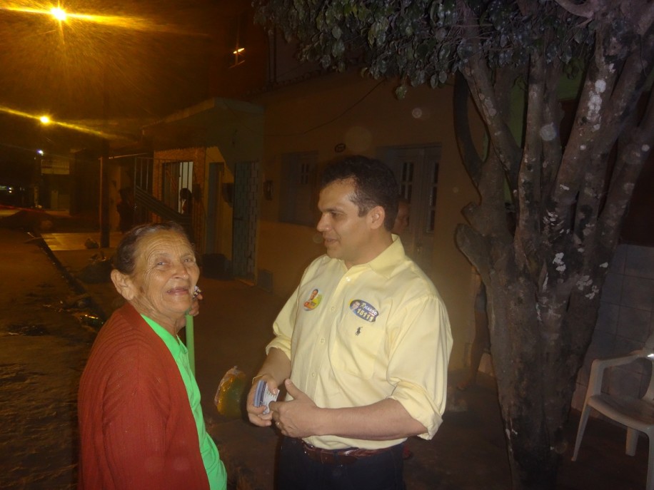 Visita no bairro Caetitus (04-08-2014)