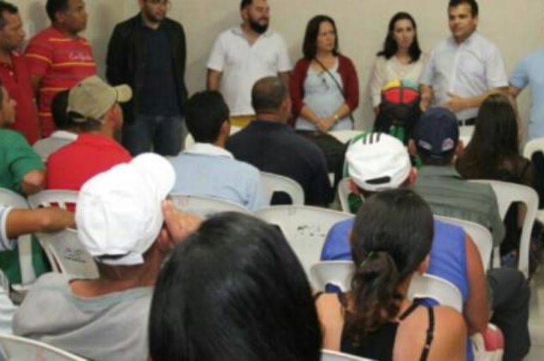Ricardo Nezinho defende associação dos vendedores ambulantes