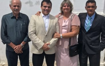 Ricardo Nezinho prestigia posse da prefeita eleita de Coqueiro Seco