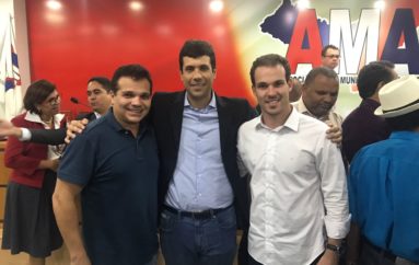 Ricardo Nezinho parabeniza Wanderley e destaca união dos prefeitos