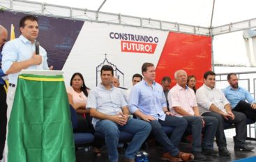 Ricardo Nezinho comemora inauguração da agência do INSS em Cacimbinhas