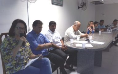 Professora Graça discute com deputado Ricardo Nezinho, vereadores e líderes comunitários, ações da Facomar