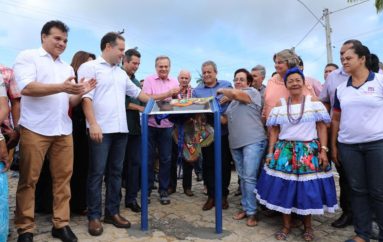 Governador destaca avanços em Coqueiro Seco e anuncia pavimentação asfáltica até Santa Luzia