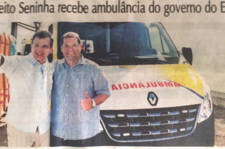Prefeito Seninha recebe ambulância do governo do Estado