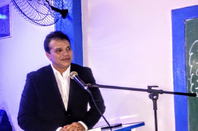 Deputado Ricardo Nezinho participa da festa dos 38 anos do Alcoólicos Anônimos