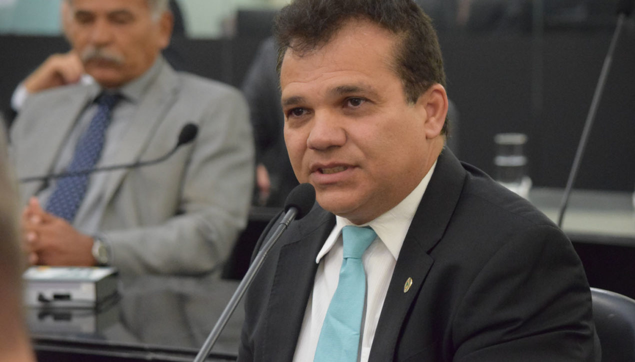 Combate às drogas: lei de Ricardo Nezinho é sancionada pelo governador Renan Filho