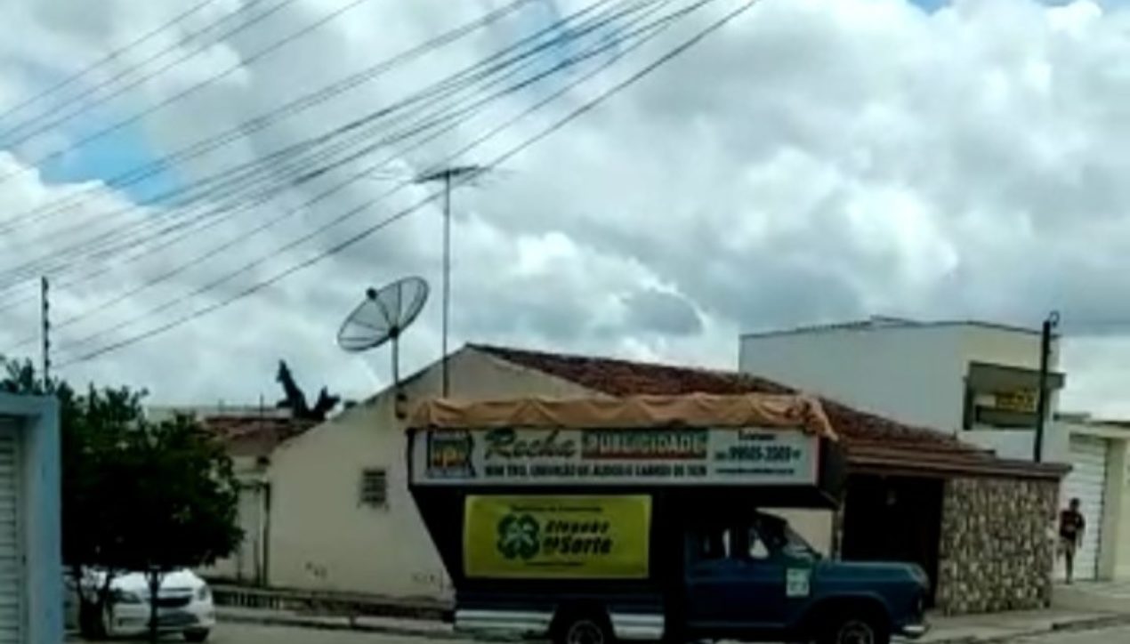 Deputado Ricardo Nezinho reforça campanha de saúde com carro de som nas ruas de Arapiraca
