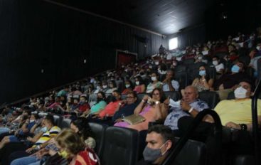 Raízes de Arapiraca emociona público no cinema