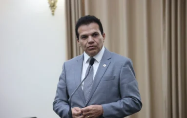 Ricardo Nezinho destaca duplicação da AL-110 e avanços em obras estruturantes no Agreste