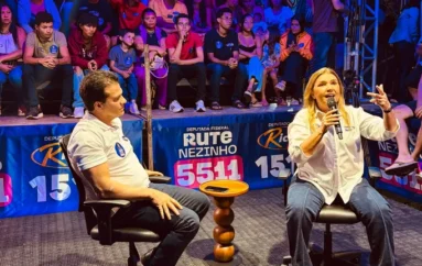 Ricardo Nezinho e Rute Nezinho reúnem centenas de jovens, para ouvir propostas, ﻿em Arapiraca